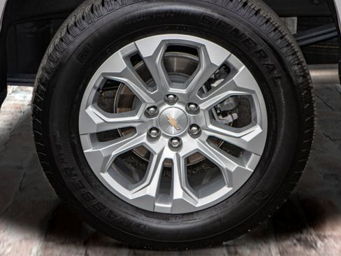 Used 2024 Chevrolet Silverado 1500 LTZ w/ LTZ Convenience Package II image 35