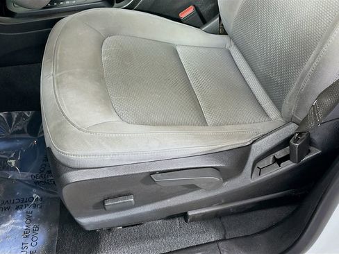 Used 2019 GMC Canyon 2WD Crew Cab w/ Convenience Package image 24