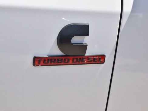 Used 2025 RAM 2500 Laramie w/ Night Edition AWD/4WD image 40