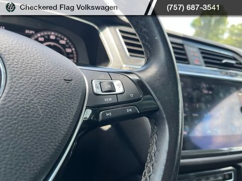 Used 2019 Volkswagen Tiguan SEL Premium AWD/4WD image 38