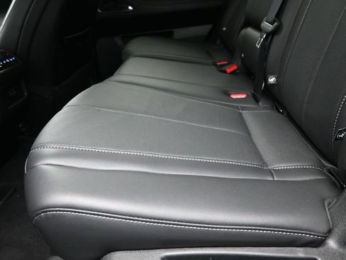 Certified 2025 INFINITI QX60 Luxe w/ Black Edition FWD image 16