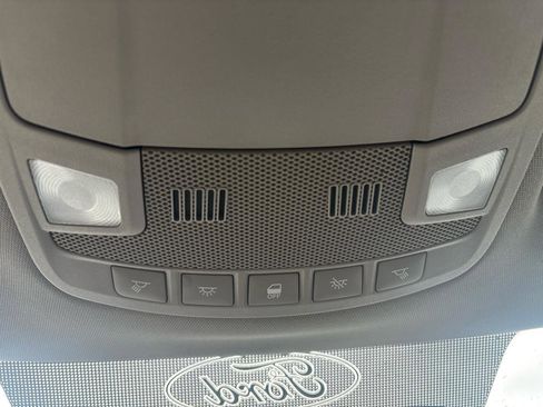 Used 2016 Ford F150 XLT image 29