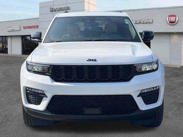 Used 2023 Jeep Grand Cherokee Limited w/ Black Appearance Package RWD image 2