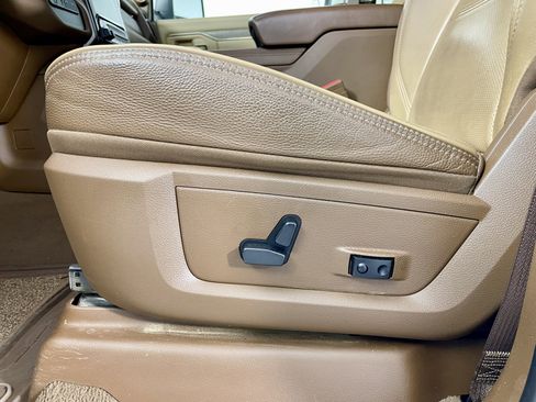 Used 2023 RAM 3500 Limited image 17