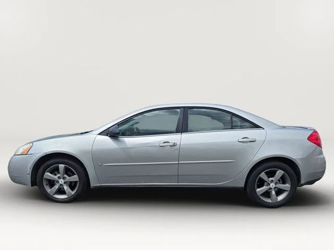 Used 2008 Pontiac G6 Sedan w/ G6 Preferred Package FWD image 3