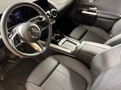 Used 2026 Mercedes-Benz GLA 250 image 9