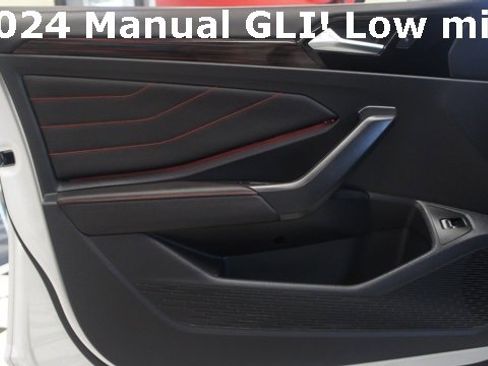 Used 2024 Volkswagen Jetta GLI 40th Anniversary Edition image 30