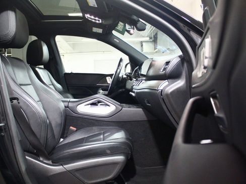 Used 2021 Mercedes-Benz GLE 350 4MATIC w/ Premium Package image 24