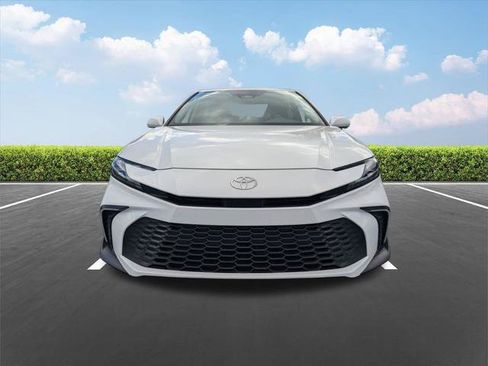 Certified 2025 Toyota Camry SE w/ Convenience Package FWD image 11