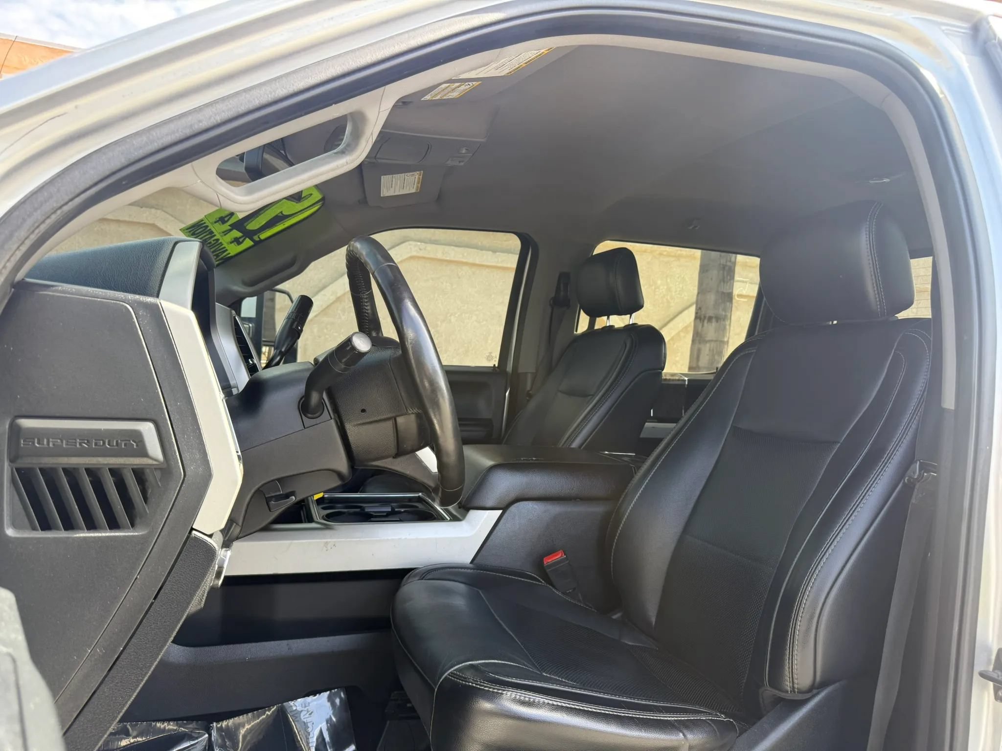 Used 2019 Ford F250 Lariat w/ Lariat Value Package AWD/4WD image 26