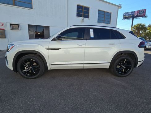 New 2026 Volkswagen Atlas Cross Sport SEL R-Line AWD/4WD image 11