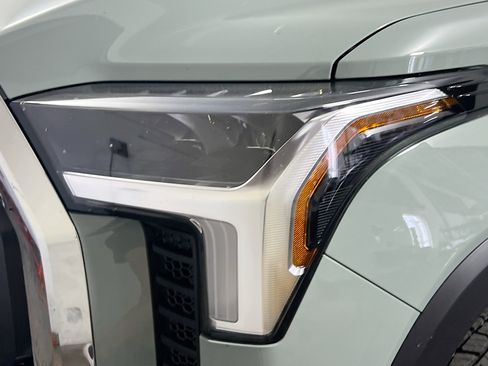 New 2026 Toyota Tundra SR5 AWD/4WD image 11