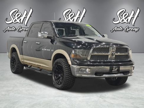 Used 2011 RAM 1500 Laramie w/ Protection Group image 2