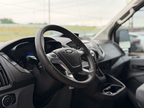 Used 2019 Ford Transit 350 XLT RWD image 18