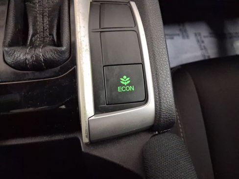 Used 2019 Honda Civic EX image 30