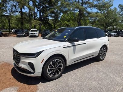 Used 2025 Lincoln Nautilus Reserve