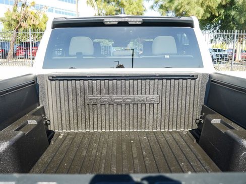 Used 2024 Toyota Tacoma SR5 image 33