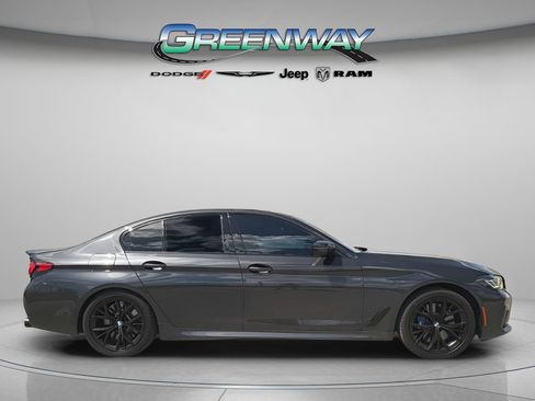 Used 2021 BMW M550i xDrive w/ Premium Package image 4