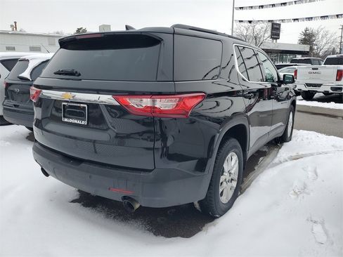 Used 2019 Chevrolet Traverse LT image 4