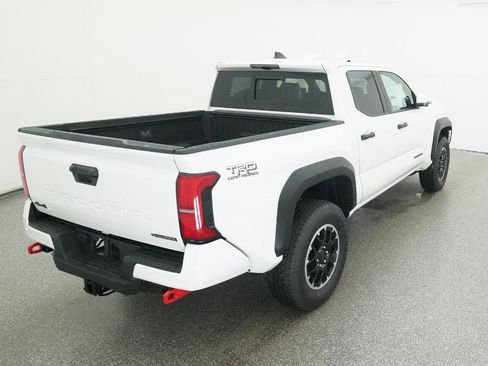 Certified 2025 Toyota Tacoma TRD Off-Road w/ TRD Off Road Upgrade Package image 19