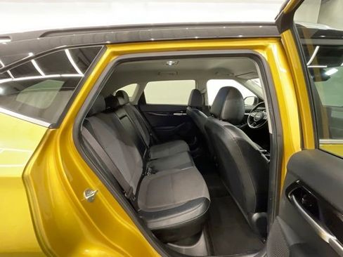 Used 2022 Kia Seltos S FWD image 25