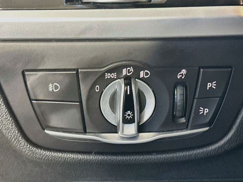 Used 2021 BMW X3 sDrive30i w/ Convenience Package RWD image 17