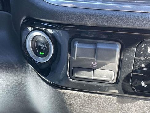 Used 2024 Chevrolet Silverado 2500 High Country w/ High Country Premium Package image 20