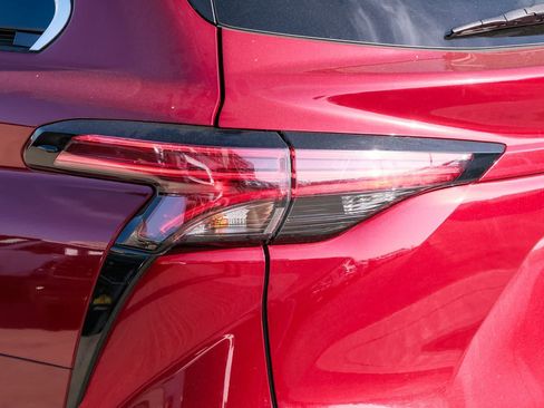 Certified 2021 Toyota Sienna XSE AWD/4WD image 7