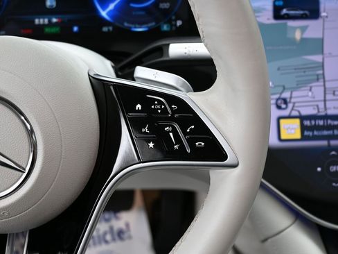 Used 2023 Mercedes-Benz EQS 580 4MATIC SUV image 22