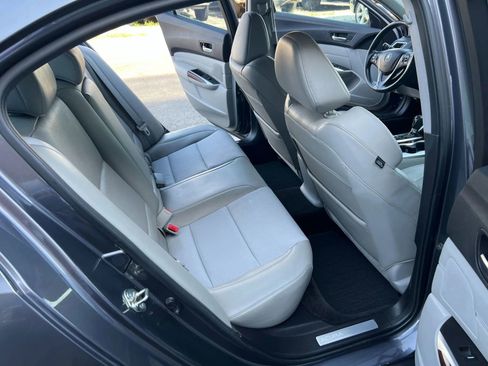 Used 2017 Acura TLX w/ Technology Package image 11