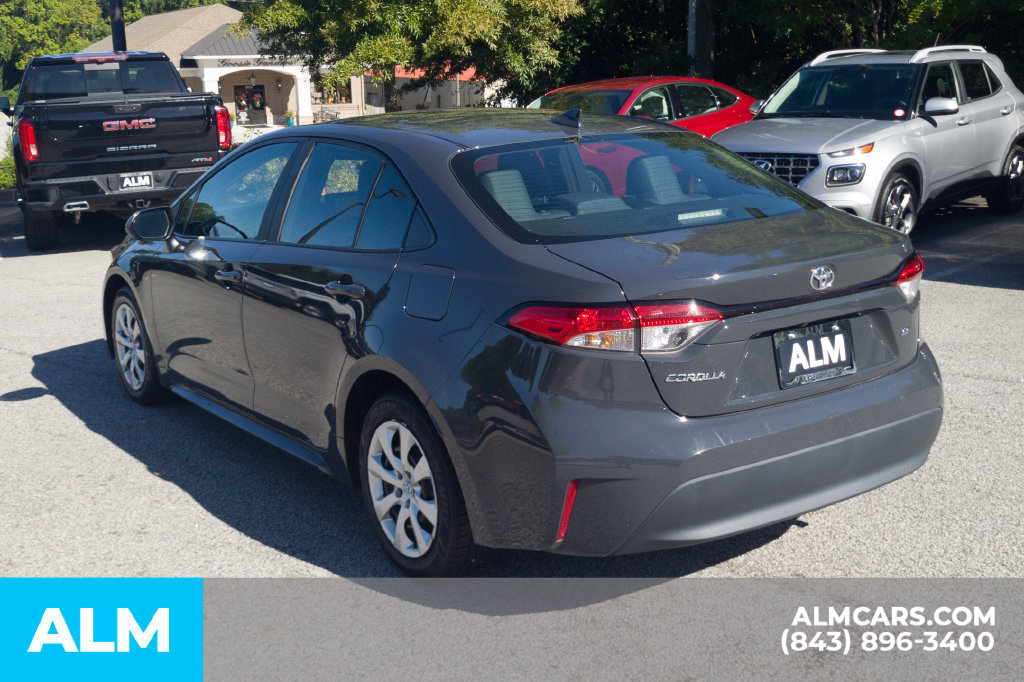 Used 2024 Toyota Corolla LE FWD image 6