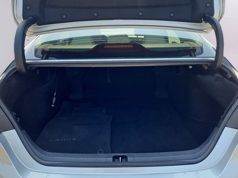 Used 2018 Toyota Camry SE FWD image 25