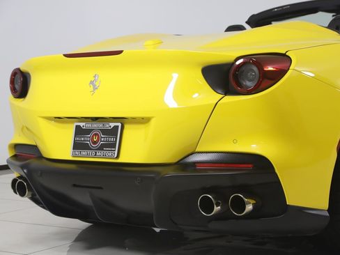 Used 2022 Ferrari Portofino M RWD image 75