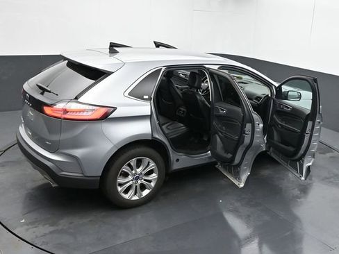 Used 2022 Ford Edge Titanium image 45