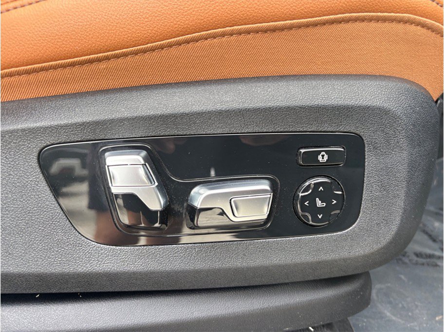 Used 2022 BMW X5 M50i w/ Executive Package AWD/4WD image 51