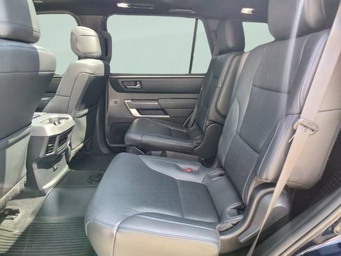 Used 2023 Toyota Sequoia Platinum AWD/4WD image 29