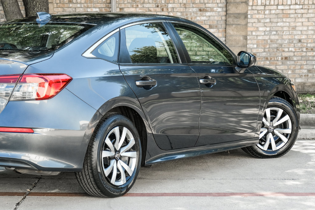 Used 2022 Honda Civic LX image 17
