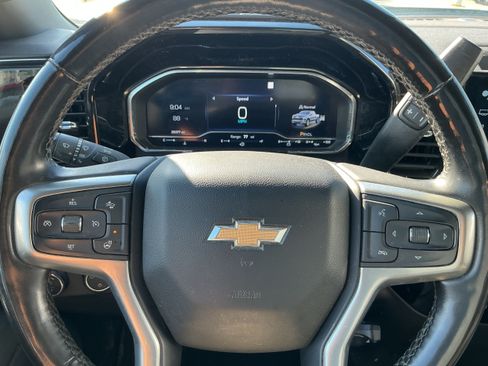 Certified 2023 Chevrolet Silverado 1500 LT AWD/4WD image 8