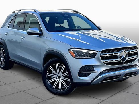 Used 2025 Mercedes-Benz GLE 350 4MATIC image 2