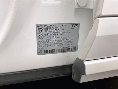 Used 2021 Audi Q5 Premium Plus w/ Premium Plus Package image 33