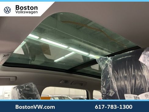 New 2026 Volkswagen Taos SEL image 20