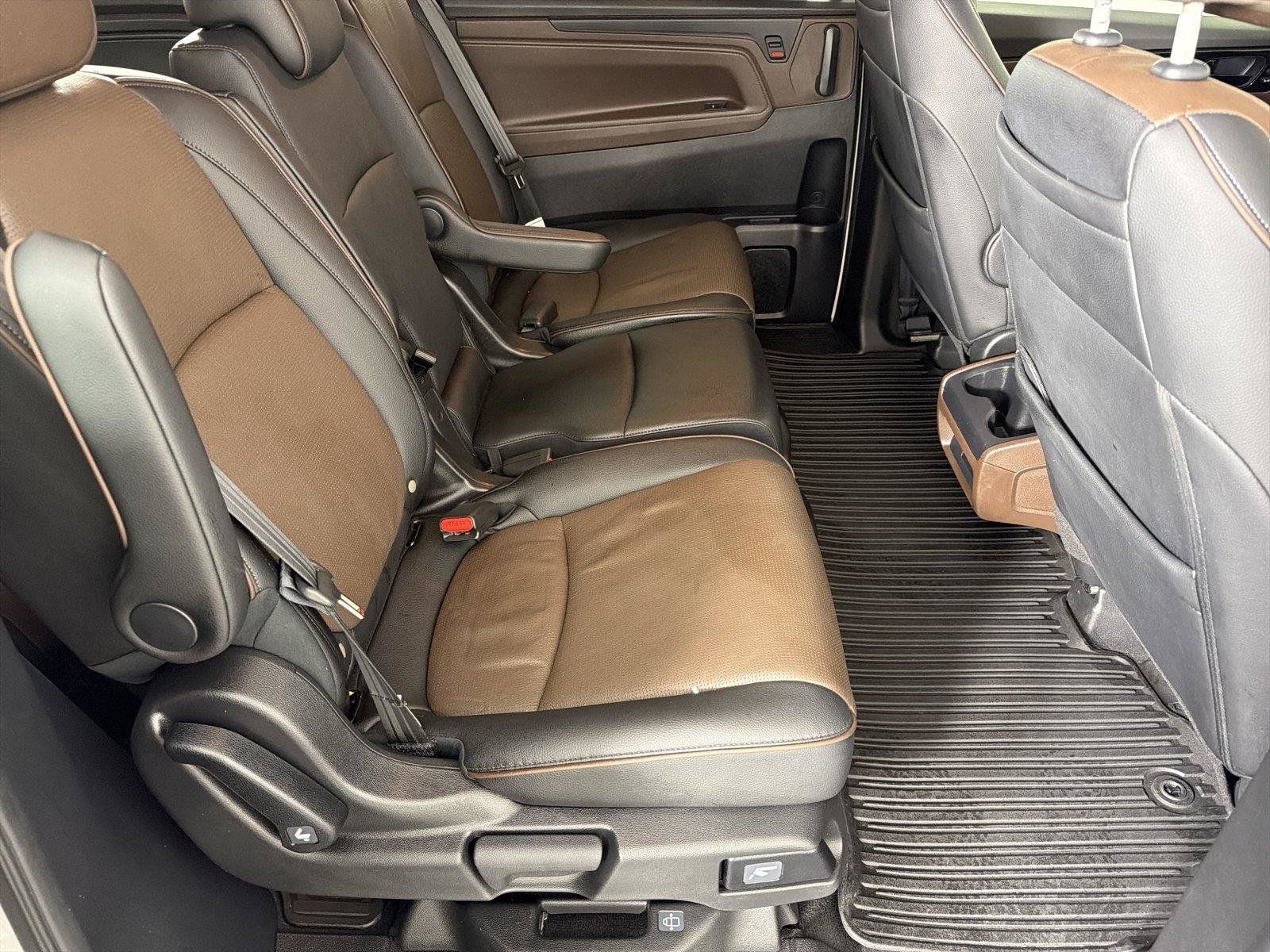 Used 2025 Honda Odyssey Elite image 18