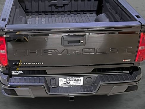 Used 2022 Chevrolet Colorado LT w/ LT Convenience Package image 11