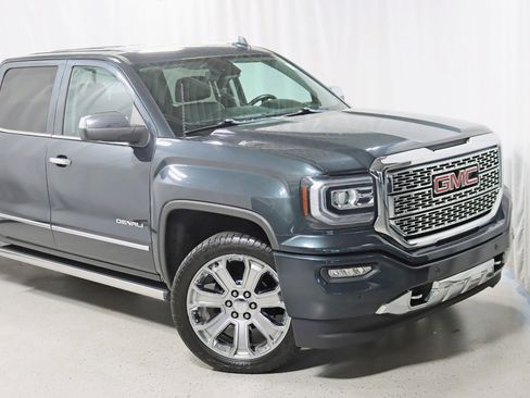 Used 2018 GMC Sierra 1500 Denali w/ Denali Ultimate Package AWD/4WD image 2