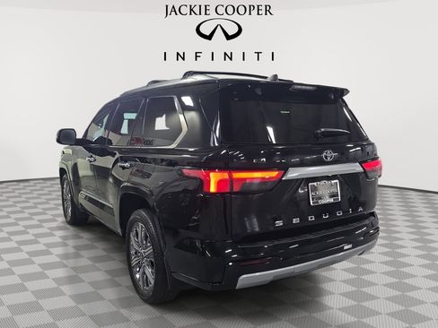 Used 2026 Toyota Sequoia Capstone AWD/4WD image 7