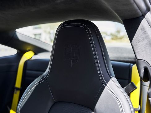 Used 2026 Porsche 911 Carrera 4 GTS AWD/4WD image 40