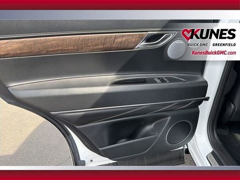 Used 2025 Genesis GV80 2.5T Prestige AWD/4WD image 45