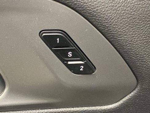 New 2026 Chrysler Pacifica Select w/ S Appearance Package AWD/4WD image 30