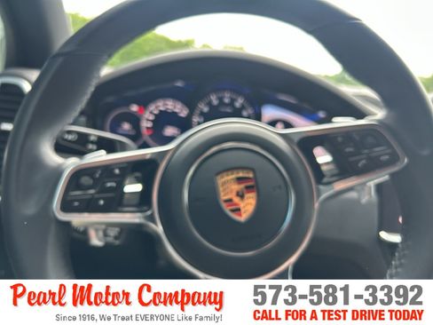 Used 2023 Porsche Cayenne Platinum Edition AWD/4WD image 13