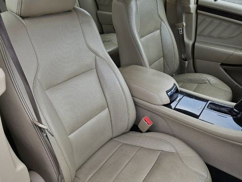 Used 2013 Ford Taurus Limited image 17